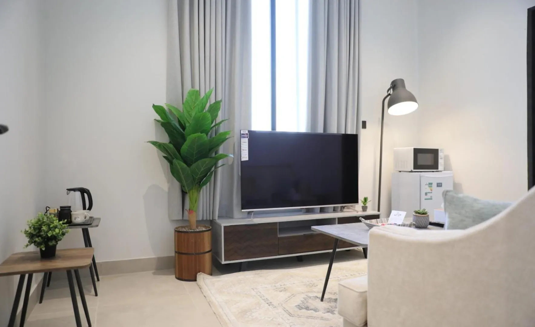 شقة بغرفتي نوم وصالة ودورتين مياه بالعارض قرب المطار بتسجيل وصول ذاتيtwo-Bedroom Apartment With Living Room And Two Bathrooms In Al-Aridh Near The Airport With Self-Check-In الرياض